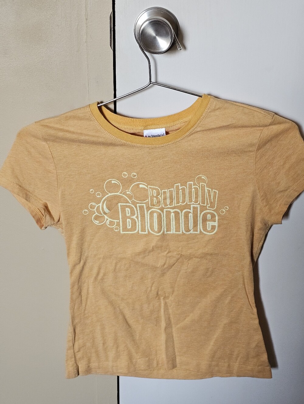 Junior Teen Girls No Boundaries Y2K Graphic Tee Shirt - No Tag Fits Like Small
